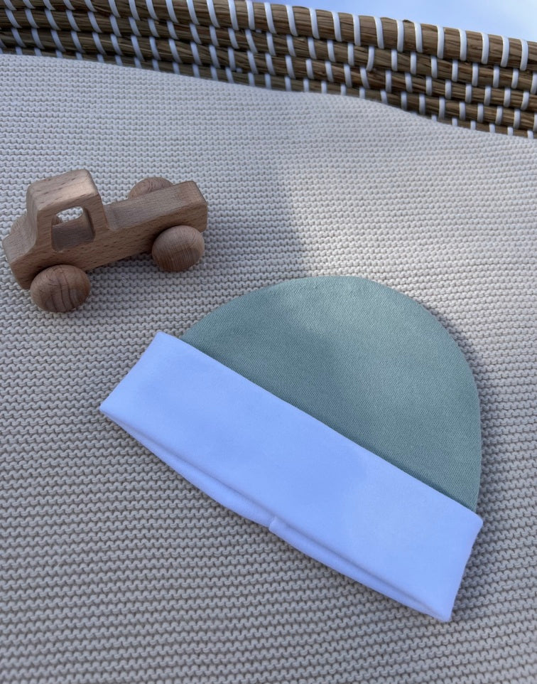 Gorro de algodão c/ faixa branca