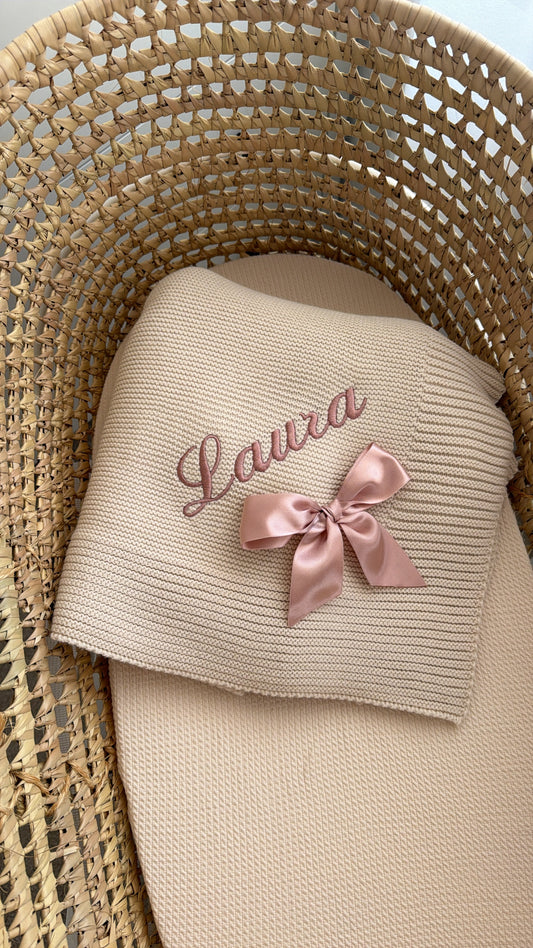 Manta com laço personalizada