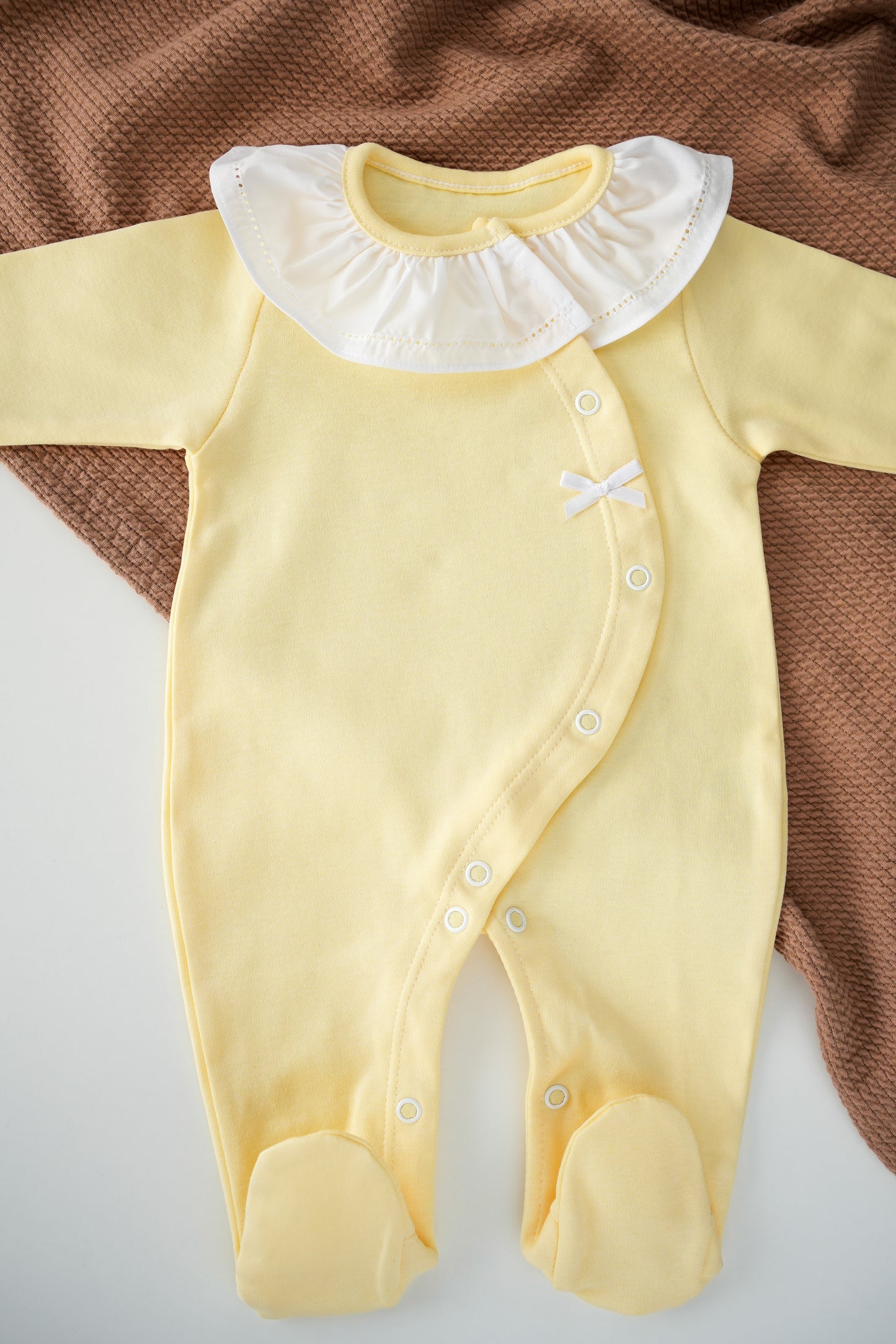 Babygrow algodão com laço