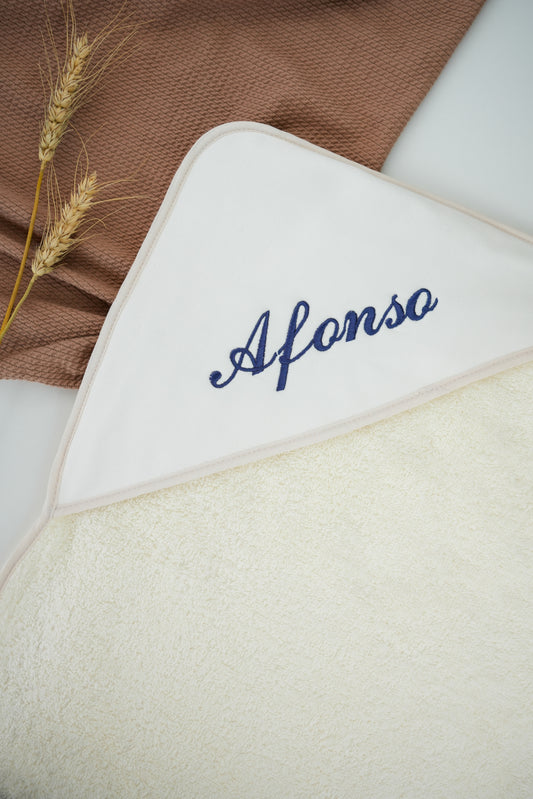 Toalha de Banho Bordada